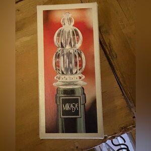 Mikasa Clear Glass Finial Bottle/Wine Stopper with Black Base